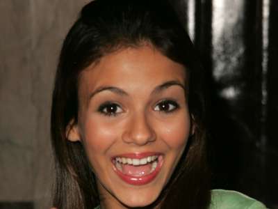 2 Victoria Justice