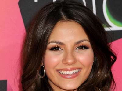 2 Victoria Justice