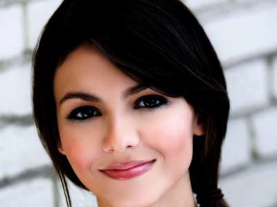 2 Victoria Justice