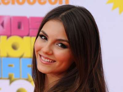 2 Victoria Justice